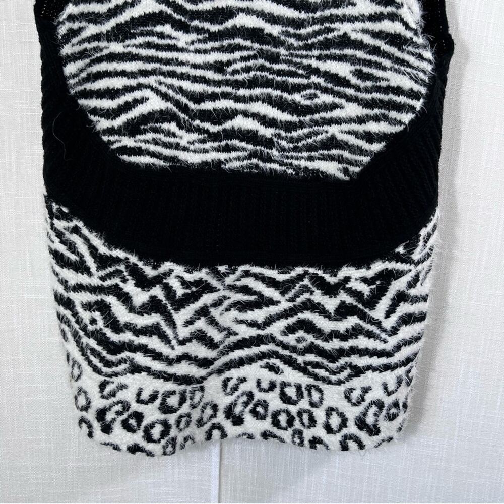 Spense Fuzzy Animal Print Soft Swag Sweater Vest Cardigan Size LP - Picture 10 of 12